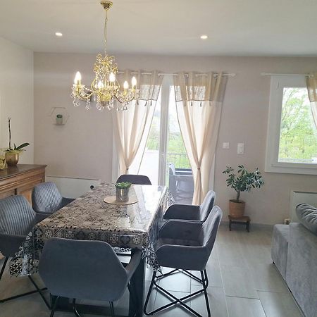 Agreable Maison Avec Jardin A Joinville Exterior photo
